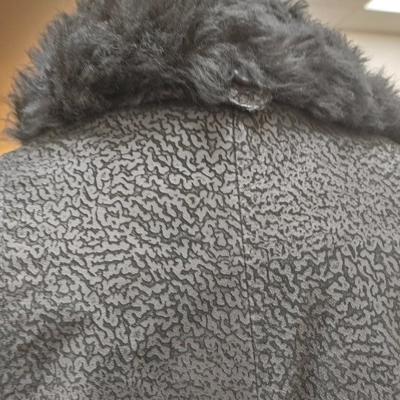 GENUINE LEATHER/FUR WOMANS COAT SIZE M BY PELLE STUDIO FEATURING THINSULATE - Picture 5 of 14